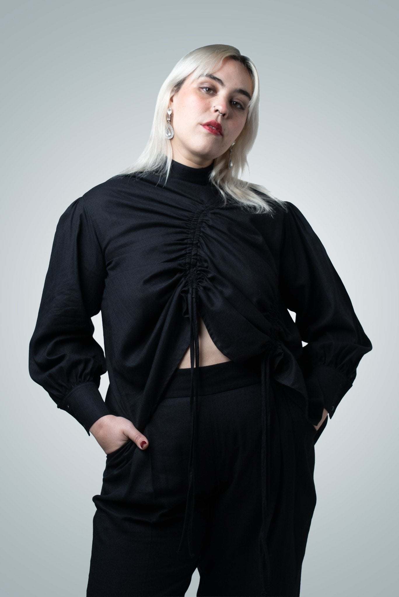 Blusa Jareta Manga Larga Ajustable - Nipaestudio