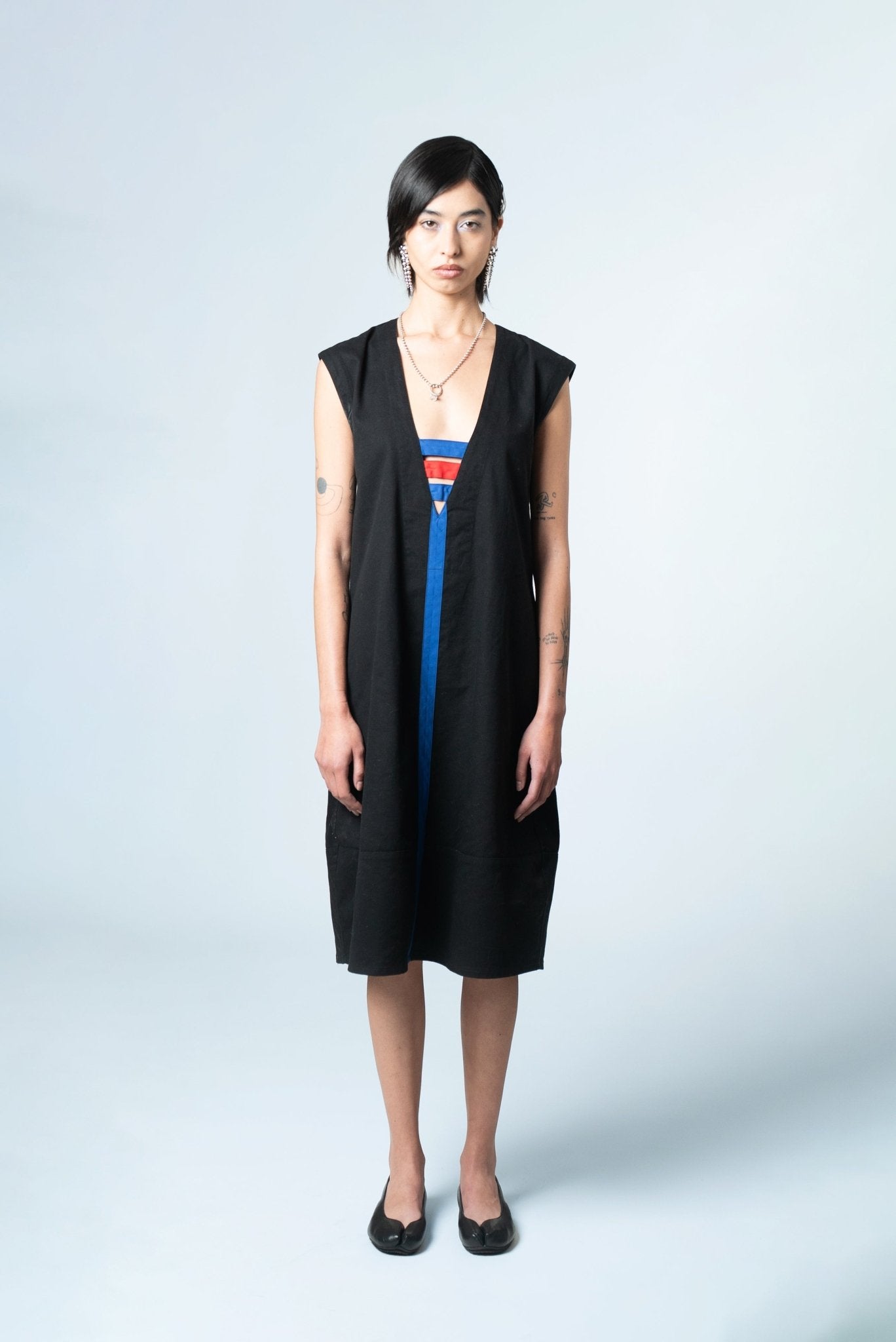 Vestido Midi Corte A con Escote Profundo Algodón - Nipaestudio