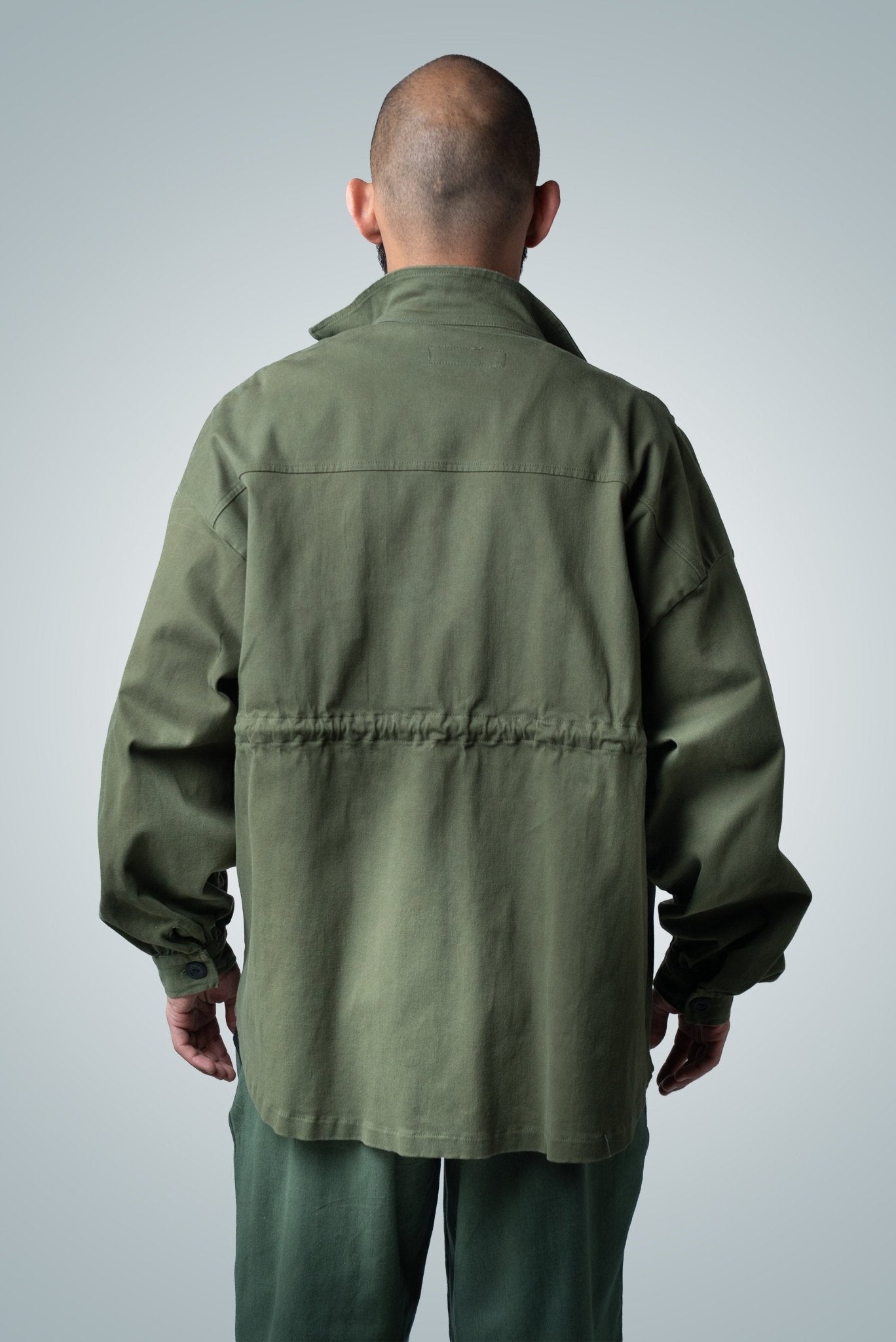 Chamarra Cargo Ajustable - Nipaestudio