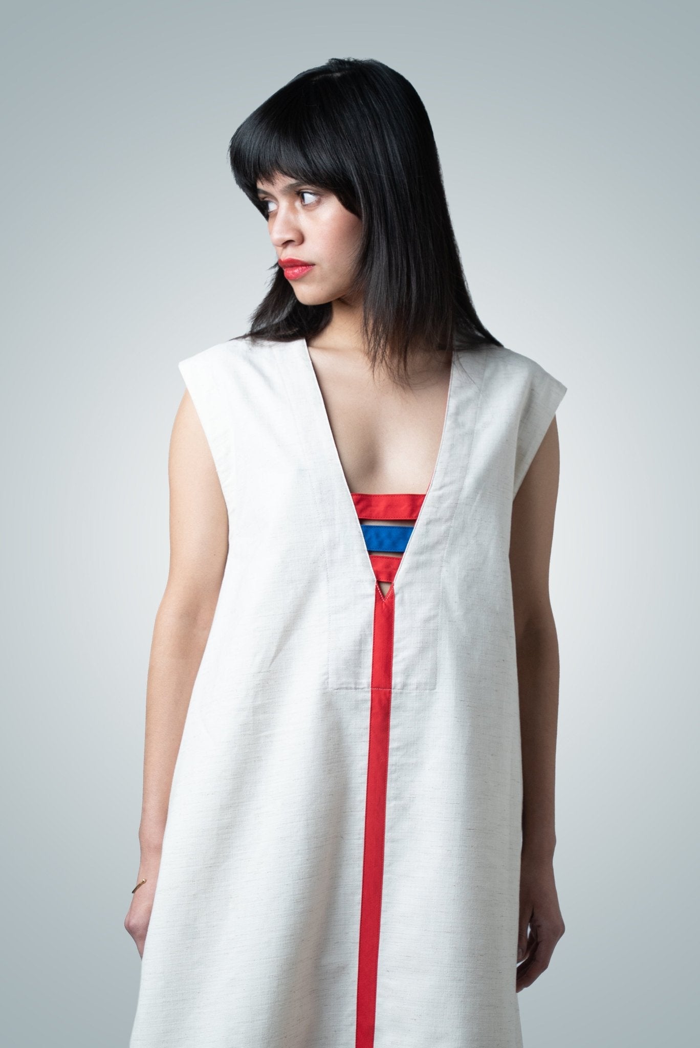 Vestido Midi Corte A con Escote Profundo Algodón - Nipaestudio